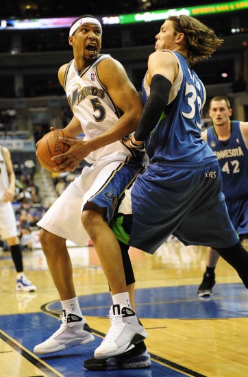 积极推进足 积极推进足