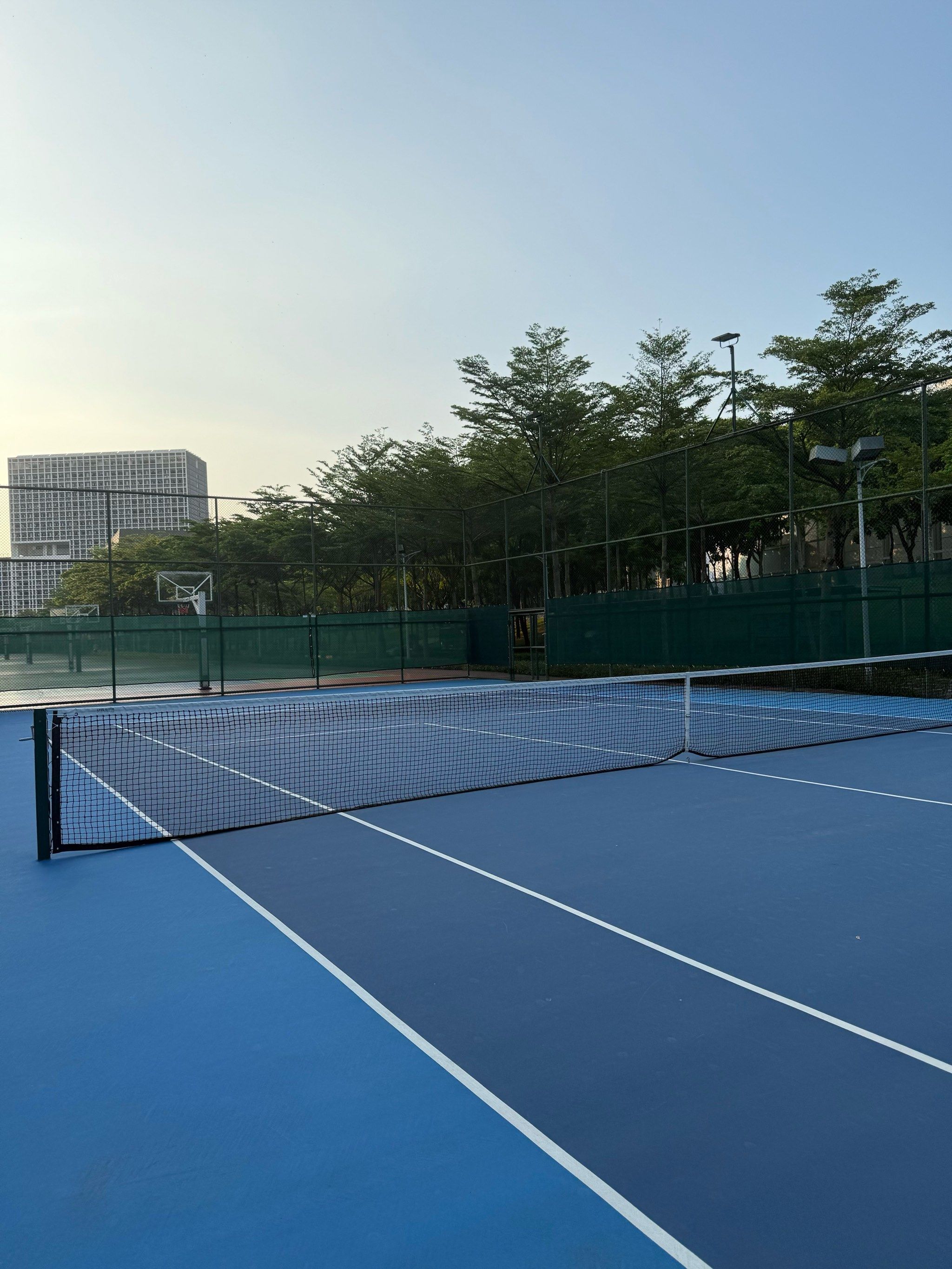 然融入而非 然融入而非