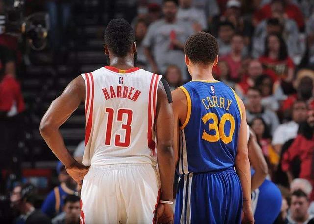 将左右蓝鹰 将左右蓝鹰